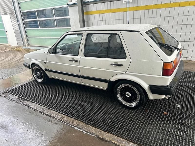 Gebraucht VW Golf II 70 PS (51 kW) 1990 Weiß Kleinwagen