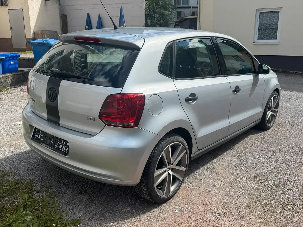 Gebraucht VW Polo 90 PS (66 kW) 2009 Silber Kleinwagen