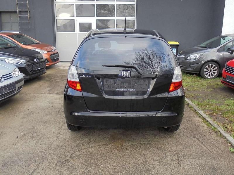 Gebraucht Honda Jazz Trend 90 PS (66 kW) 2010 Storm silver m. Kleinwagen