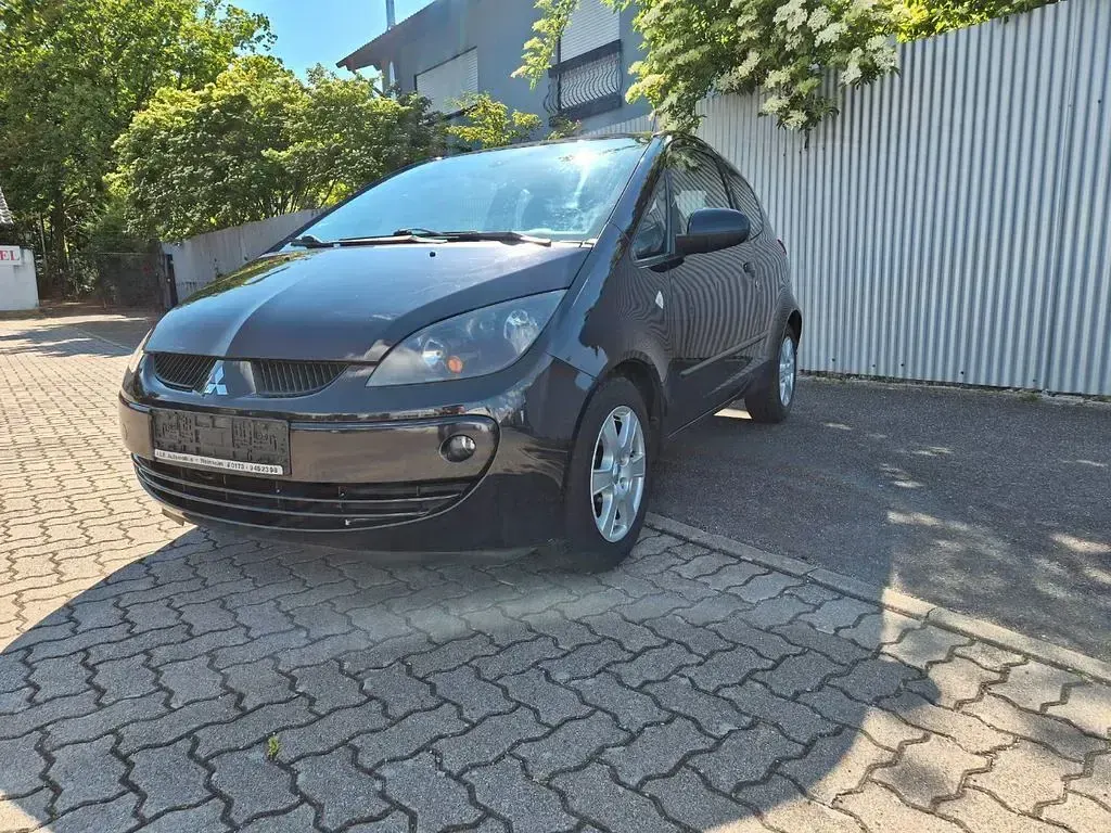 Gebraucht Mitsubishi Colt Inform 95 PS (69 kW) 2008 Schwarz