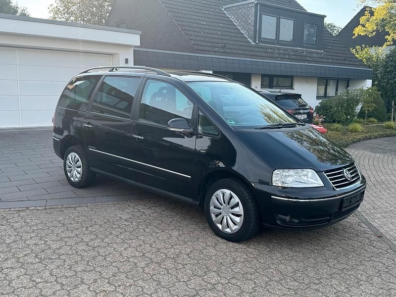 Schwarz Gebraucht 2009 VW Sharan United Van / Kleinbus | 3.350 € (Guter Preis) - Bild 1/4