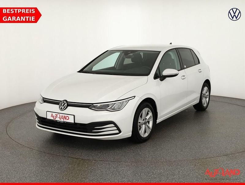 Weiß Gebraucht 2020 VW Golf VIII Limousine | 17.990 € (Fairer Preis) - Bild 1/4