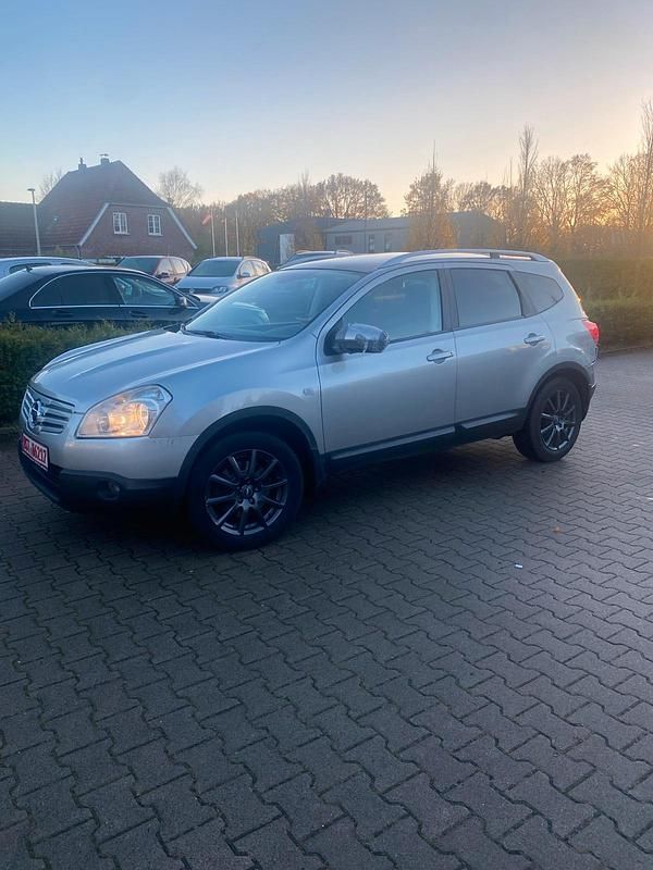 Silber Gebraucht 2010 Nissan Qashqai +2 SUV | 3.900 € (Guter Preis) - Bild 1/4
