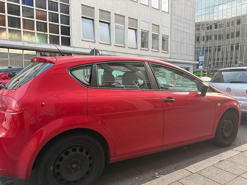 Gebraucht Seat Leon 87 PS (63 kW) 2009 Rot Kleinwagen