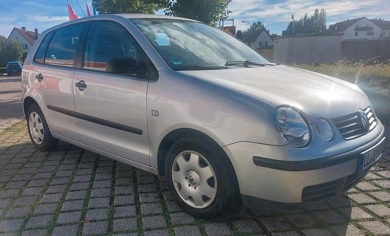 Silber Gebraucht 2003 VW Polo Kleinwagen | 1.950 € - Bild 1/4