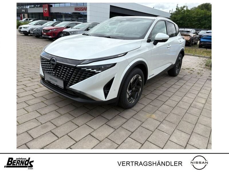 Pearl white perleffekt Neu 2025 Nissan Qashqai Comfort SUV | 33.885 € (Superpreis) - Bild 1/4