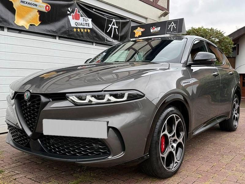 Grigio vesuvio Gebraucht 2024 Alfa Romeo Tonale Veloce SUV | 29.990 € - Bild 1/4
