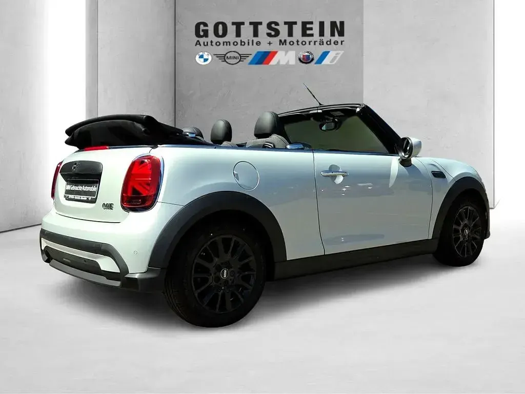 Gebraucht Mini One Cabriolet Classic 102 PS (75 kW) 2022 Silber Cabrio