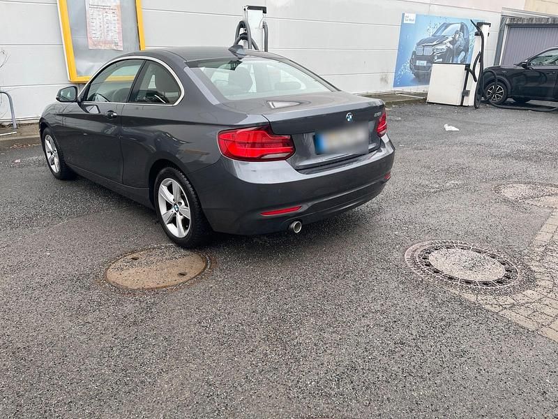 Gebraucht BMW 218 136 PS (100 kW) 2018 Grau Coupé
