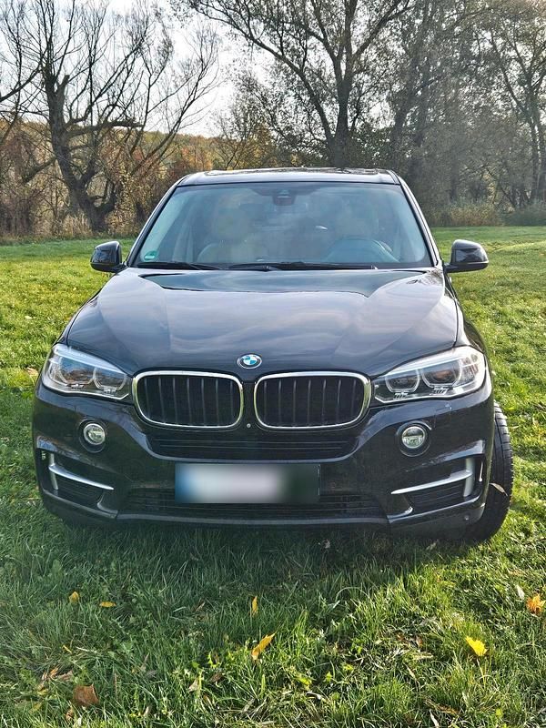 Second-hand BMW X5 259 CP (190 kW) 2016 Negru SUV