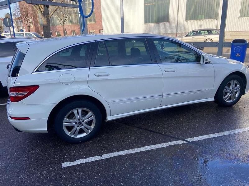 Gebraucht Mercedes R350 265 PS (194 kW) 2012 Van / Kleinbus
