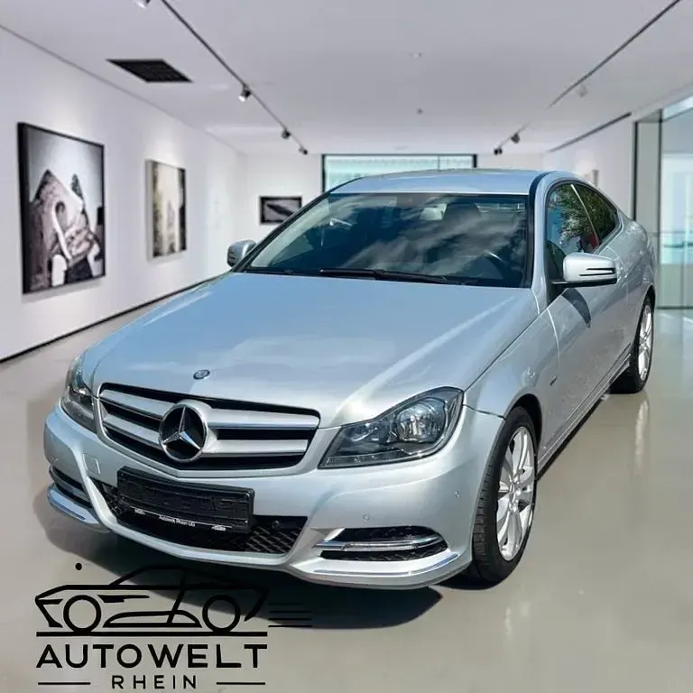 Gebraucht Mercedes C180 AMG Edition 1 156 PS (114 kW) 2012 Silber Coupé