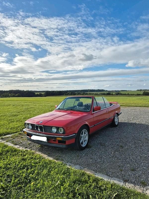 Rot Gebraucht 1989 BMW 320 Cabriolet Cabrio | 29.900 € - Bild 1/4