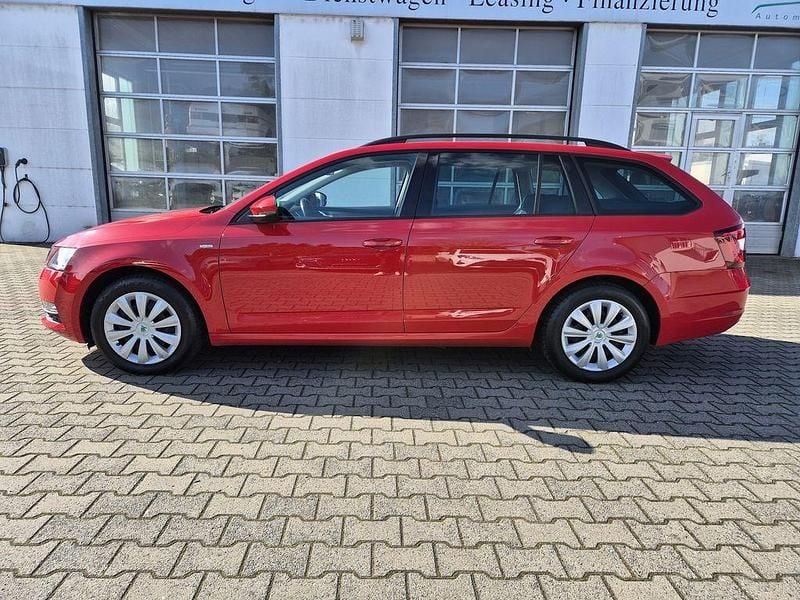 Gebraucht Skoda Octavia Soleil 150 PS (110 kW) 2019 Rot Kombi