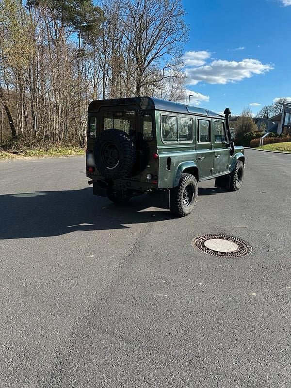Gebraucht Land Rover Defender 122 PS (89 kW) 2004 Grün SUV
