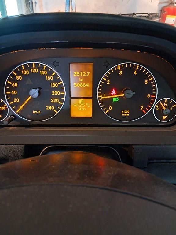 Schwarz Gebraucht 2009 Mercedes A160 Edition Van / Kleinbus | 5.200 € (Guter Preis) - Bild 1/4