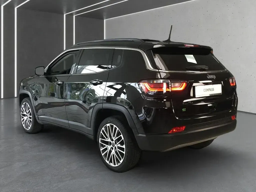 Gebraucht Jeep Compass Limited 131 PS (96 kW) 2024 Schwarz SUV