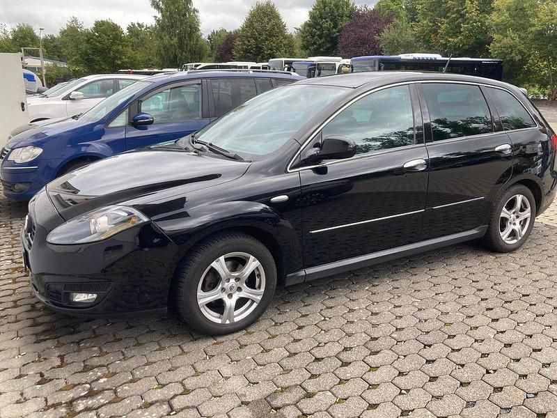 Schwarz Gebraucht 2009 Fiat Croma Dynamic Limousine | 4.164 € - Bild 1/4