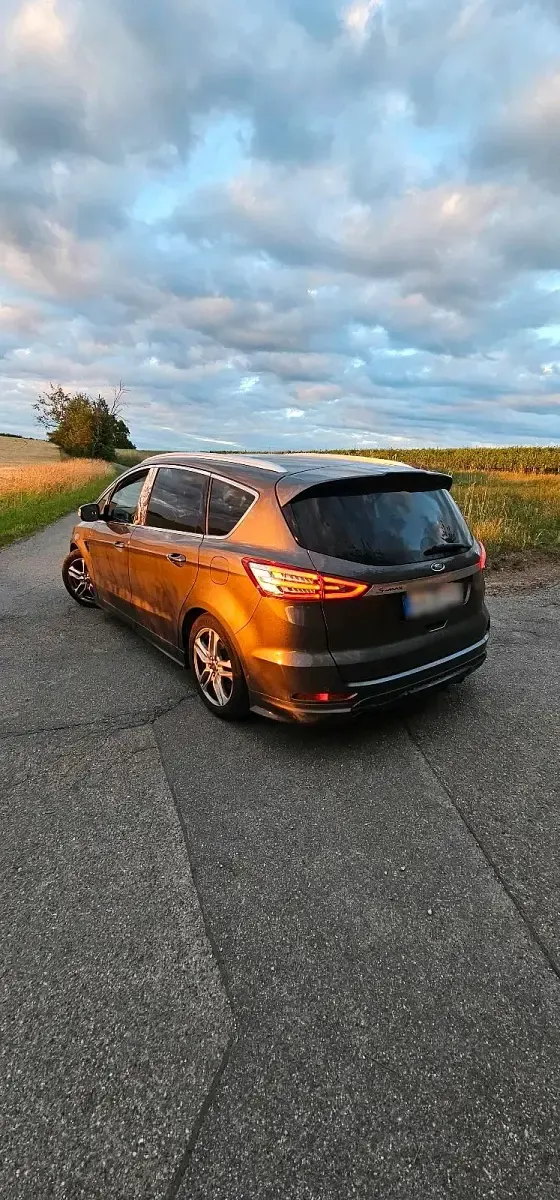 Gebraucht Ford S-MAX ST-Line 210 PS (154 kW) 2016 Grau Van / Kleinbus