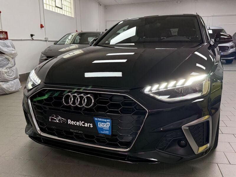 Mythosschwarz Gebraucht 2020 Audi A4 S-Line Kombi | 24.500 € (Fairer Preis) - Bild 1/4
