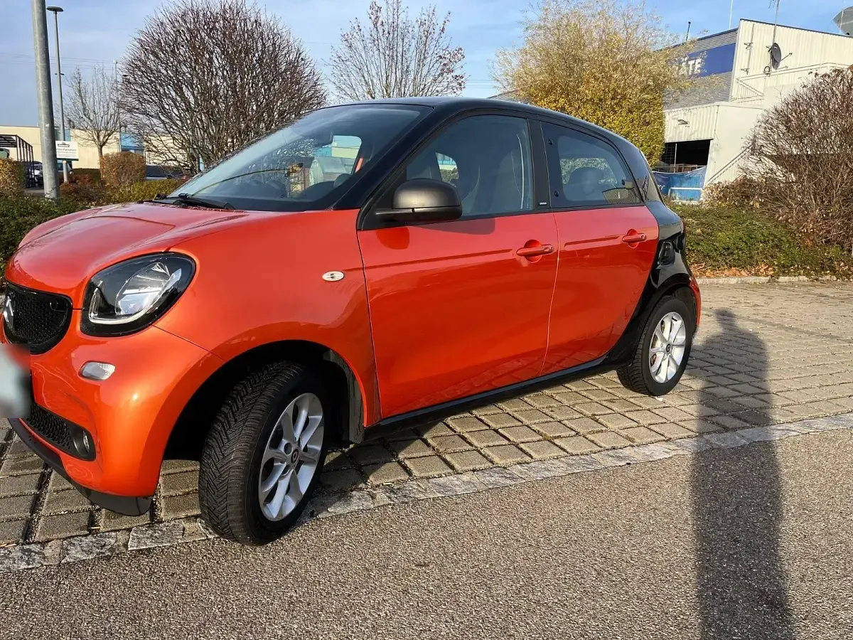 Gebraucht Smart ForFour Passion 71 PS (52 kW) 2017 Orange Kleinwagen