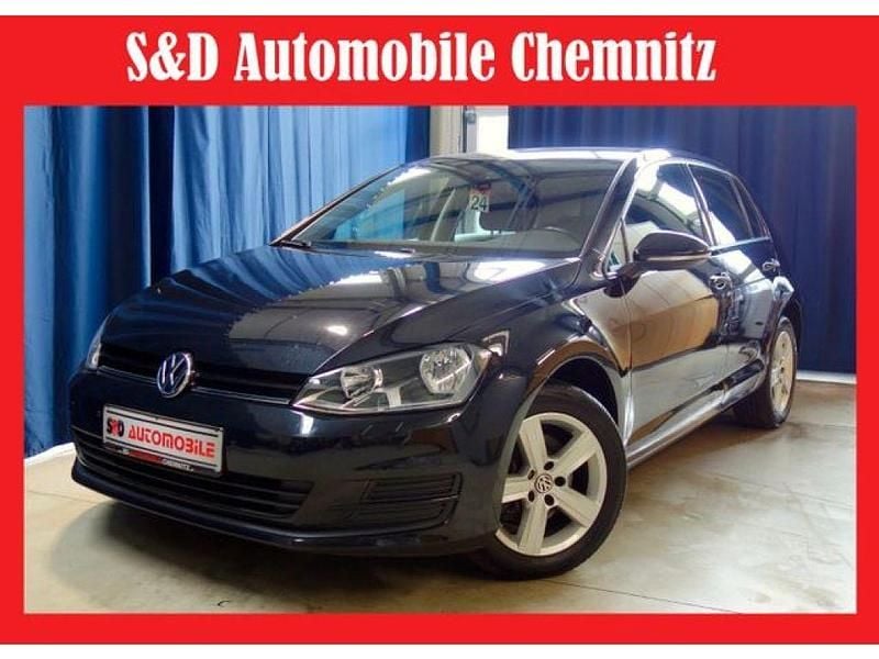 Schwarz Gebraucht 2014 VW Golf VII Comfortline Kleinwagen | 8.999 € (Guter Preis) - Bild 1/3