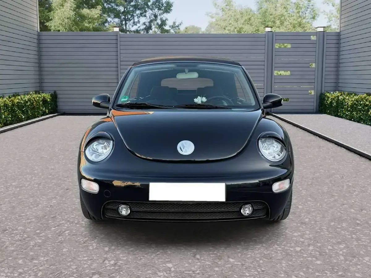 Gebraucht VW New Beetle Cabriolet 75 PS (55 kW) 2003 Schwarz Cabrio