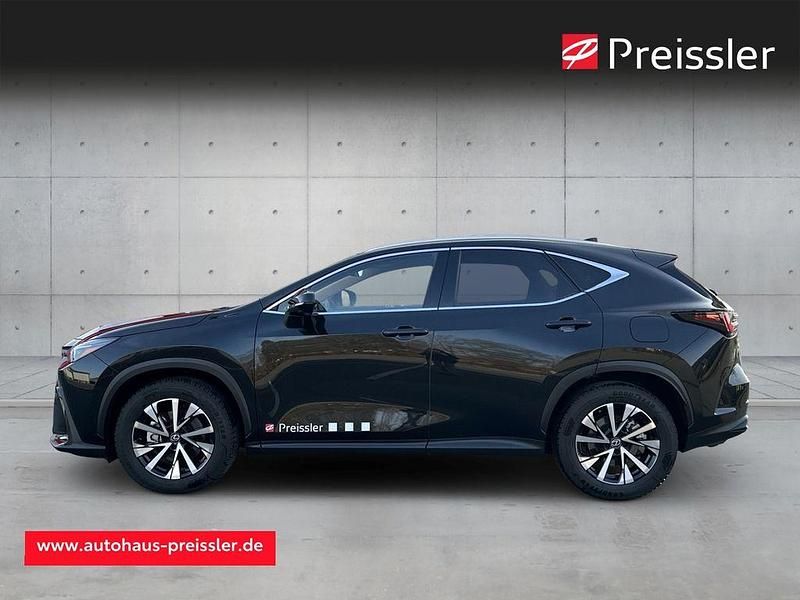 Gebraucht Lexus NX350h E-FOUR 243 PS (178 kW) 2024 Graphite black SUV