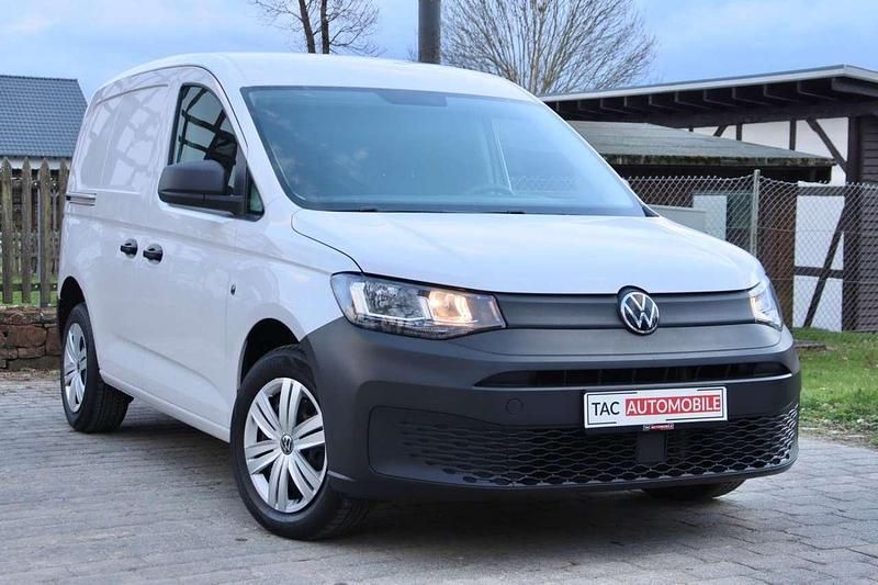 Gebraucht VW Caddy 102 PS (75 kW) 2022 Candyweiss Van / Kleinbus