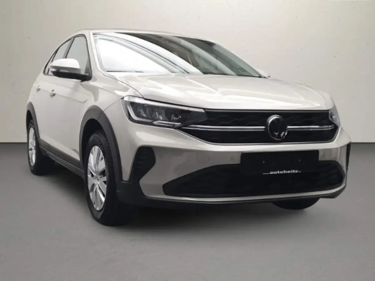 Gebraucht VW Taigo Basis 95 PS (69 kW) 2025 Grau SUV