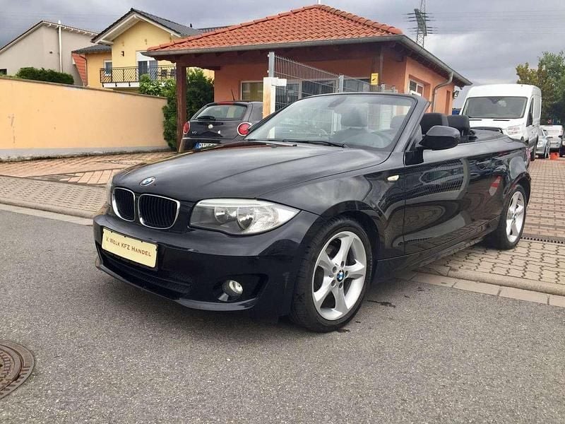 Gebraucht BMW 118 Cabriolet 143 PS (105 kW) 2012 Schwarz 2 Cabrio