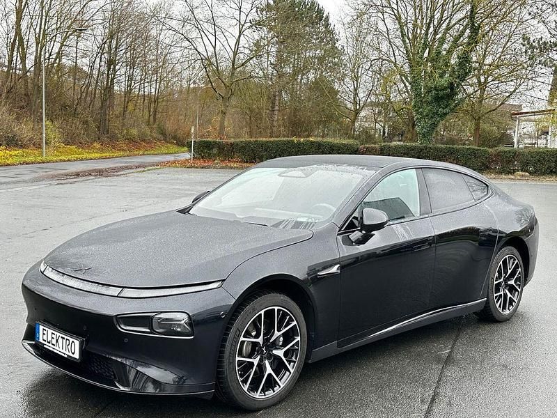 Schwarz Gebraucht 2024 XPENG P7 AWD Performance Limousine | 34.950 € (Teuer) - Bild 1/4
