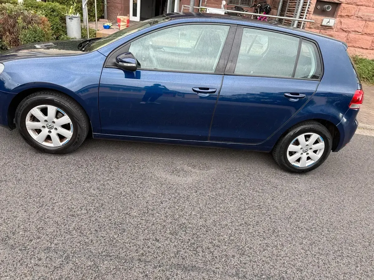 Gebraucht VW Golf VI 80 PS (58 kW) 2009 Blau Kleinwagen