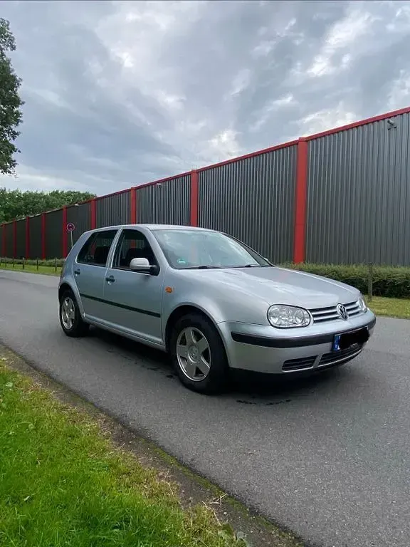 Gebraucht VW Golf III Basis 110 PS (80 kW) 1999 Silber Limousine