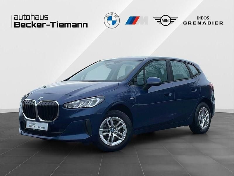 Gebraucht BMW 225 Active Tourer Sport Line 245 PS (180 kW) 2022 Phytonicblau Van / Kleinbus