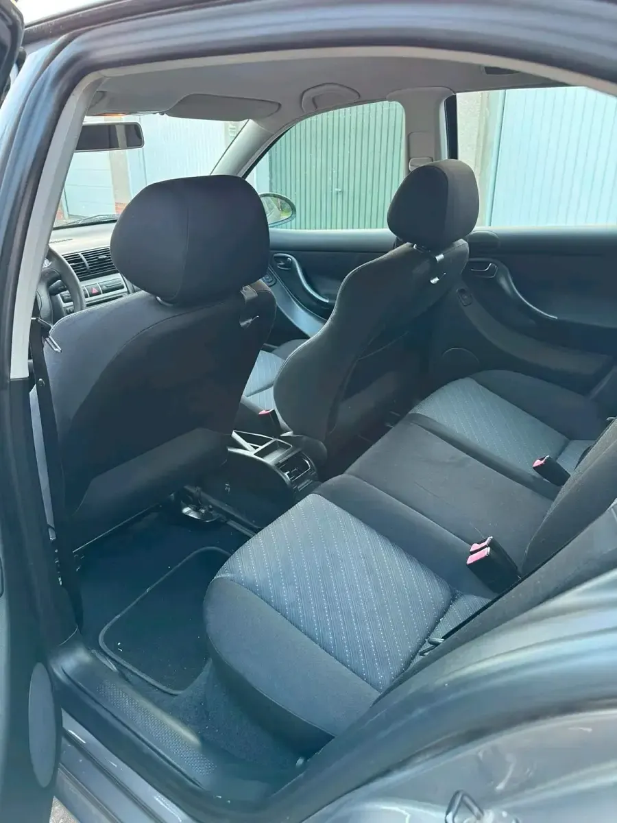 Gebraucht Seat Leon 105 PS (77 kW) 2006 Grau Kleinwagen