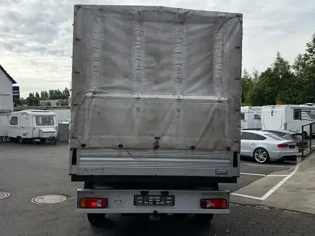 Gebraucht Opel Movano 131 PS (96 kW) 2019 Polar white Van / Kleinbus