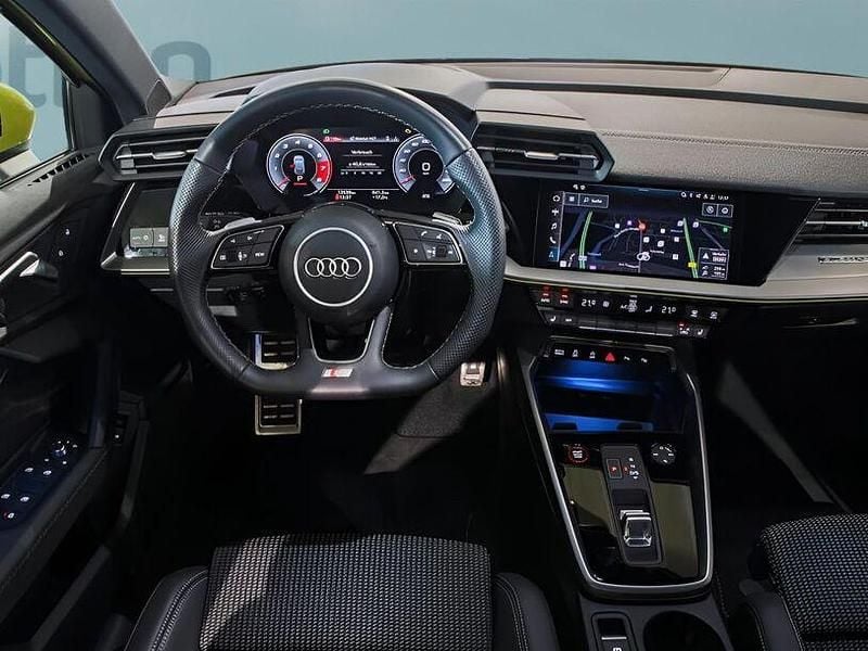 Gebraucht Audi S3 2024 Gelb Limousine