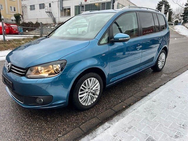 Gebraucht VW Touran Cup 140 PS (102 kW) 2015 Blau Van / Kleinbus