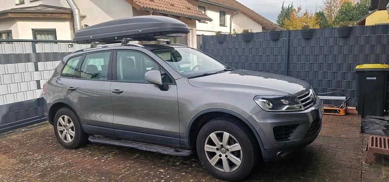 Grau Gebraucht 2015 VW Touareg SUV | 13.000 € (Superpreis) - Bild 1/4