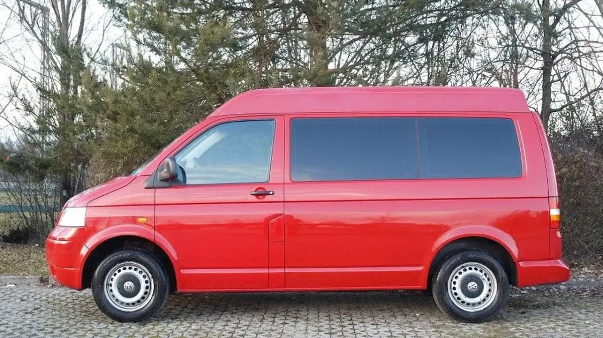 Gebraucht VW T5 131 PS (96 kW) 2005 Tornadorot Van