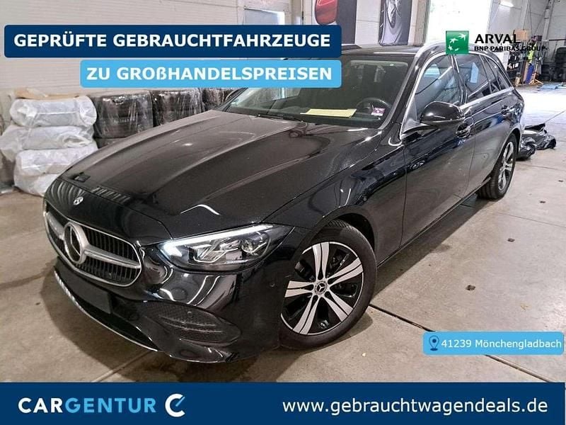 Obsidianschwarz Gebraucht 2022 Mercedes C220 Avantgarde Kombi | 26.590 € (Superpreis) - Bild 1/2