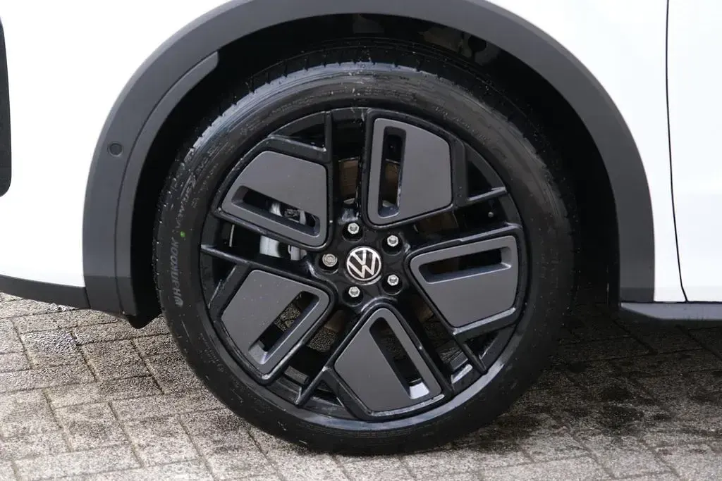 Neu VW T-Roc R-line 150 PS (110 kW) 2026 Weiß SUV