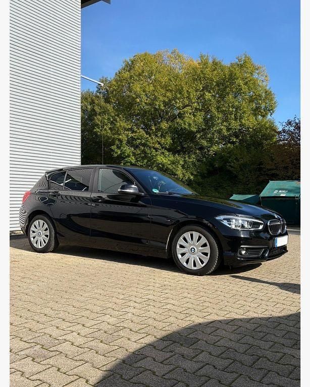 Schwarz Gebraucht 2017 BMW 116 Advantage Kleinwagen | 8.400 € (Guter Preis) - Bild 1/4
