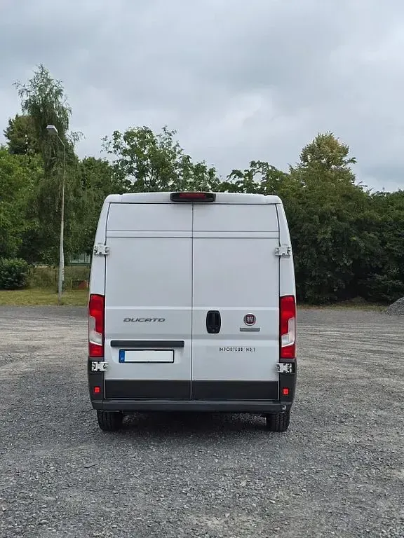 Gebraucht Fiat Ducato 150 PS (110 kW) 2018 Weiß Van