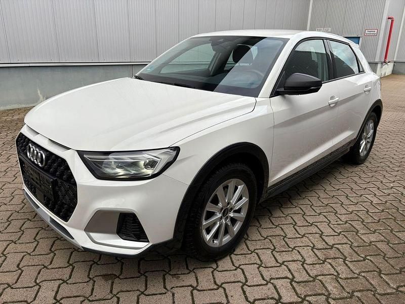 Weiß Gebraucht 2023 Audi A1 Kleinwagen | 14.800 € (Superpreis) - Bild 1/4