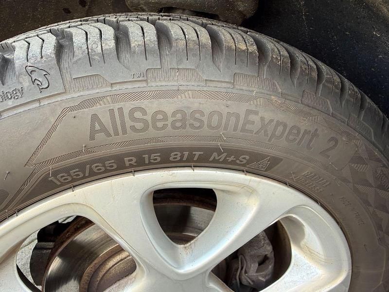 Gebraucht Renault Twingo LIMITED 90 PS (66 kW) 2018 Schwarz Kleinwagen