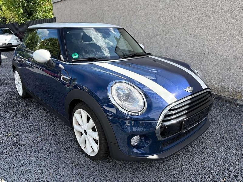 Second-hand Mini Cooper 136 CP (100 kW) 2016 Albastru Hatchback