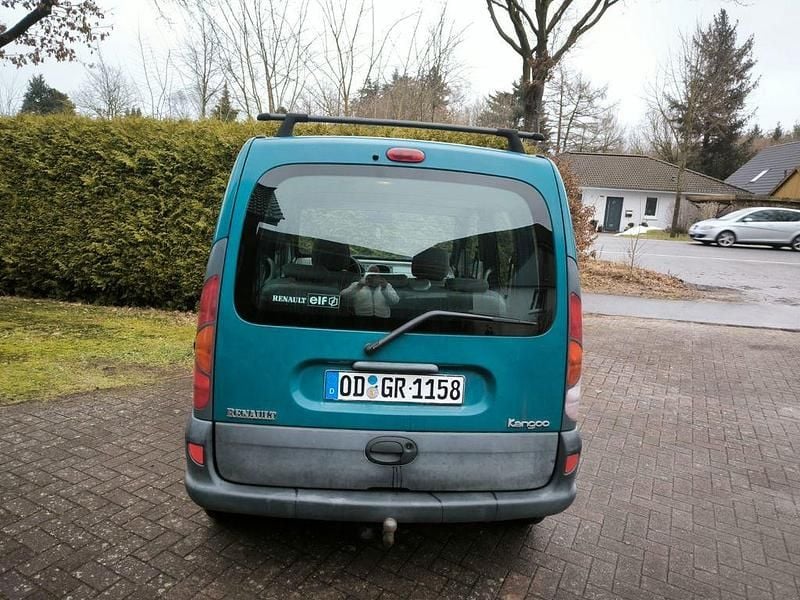 Gebraucht Renault Kangoo Privilege 95 PS (69 kW) 2001 Grün Van / Kleinbus