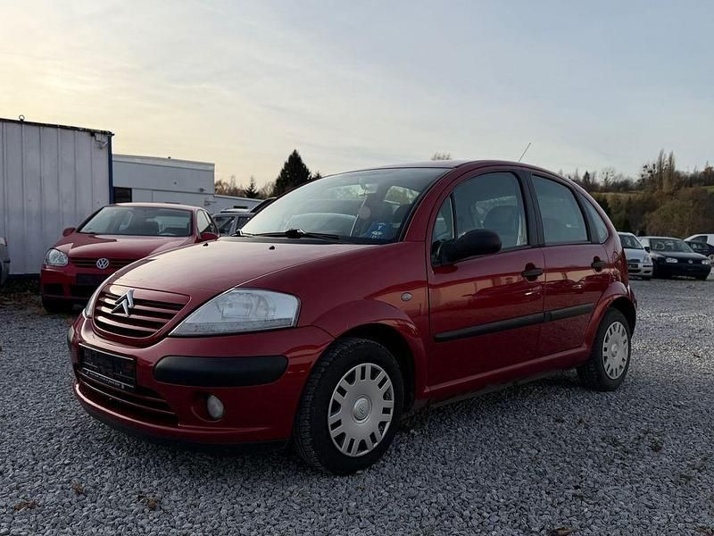 Rot Gebraucht 2003 Citroën C3 Exclusive Limousine | 1.999 € (Fairer Preis) - Bild 1/4